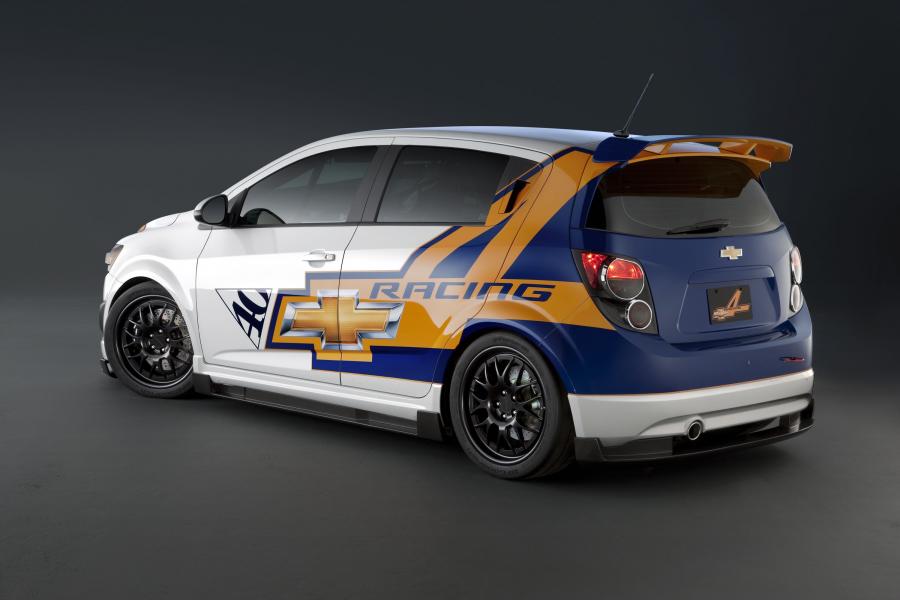  Chevrolet Sonic Super 4 Concept 2011 года  (фото 7 из 9)